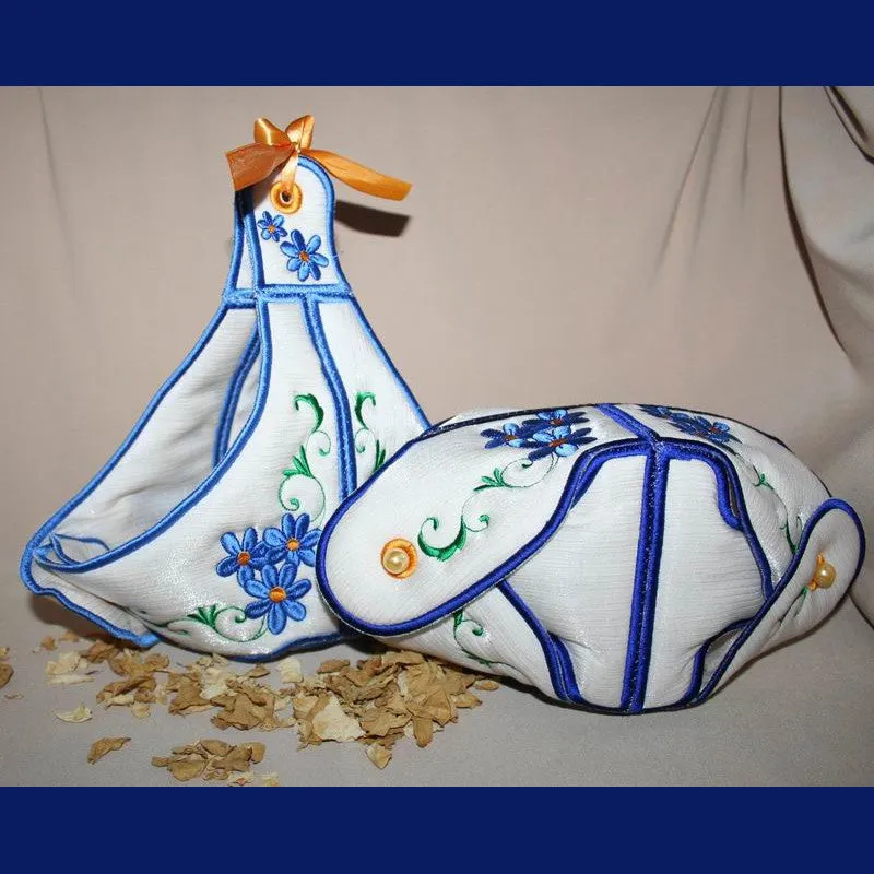 Blue Dew Basket