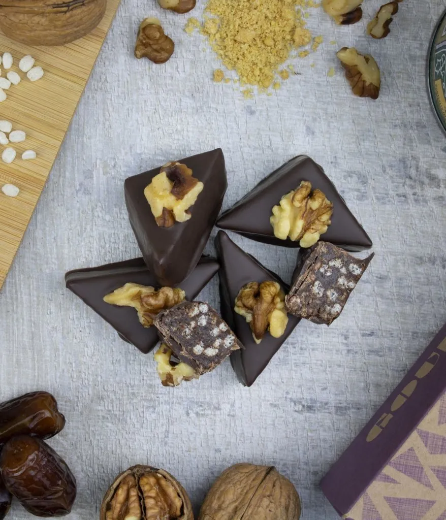 Goupie Sharers Date & Walnut Chocolate Confection 180g
