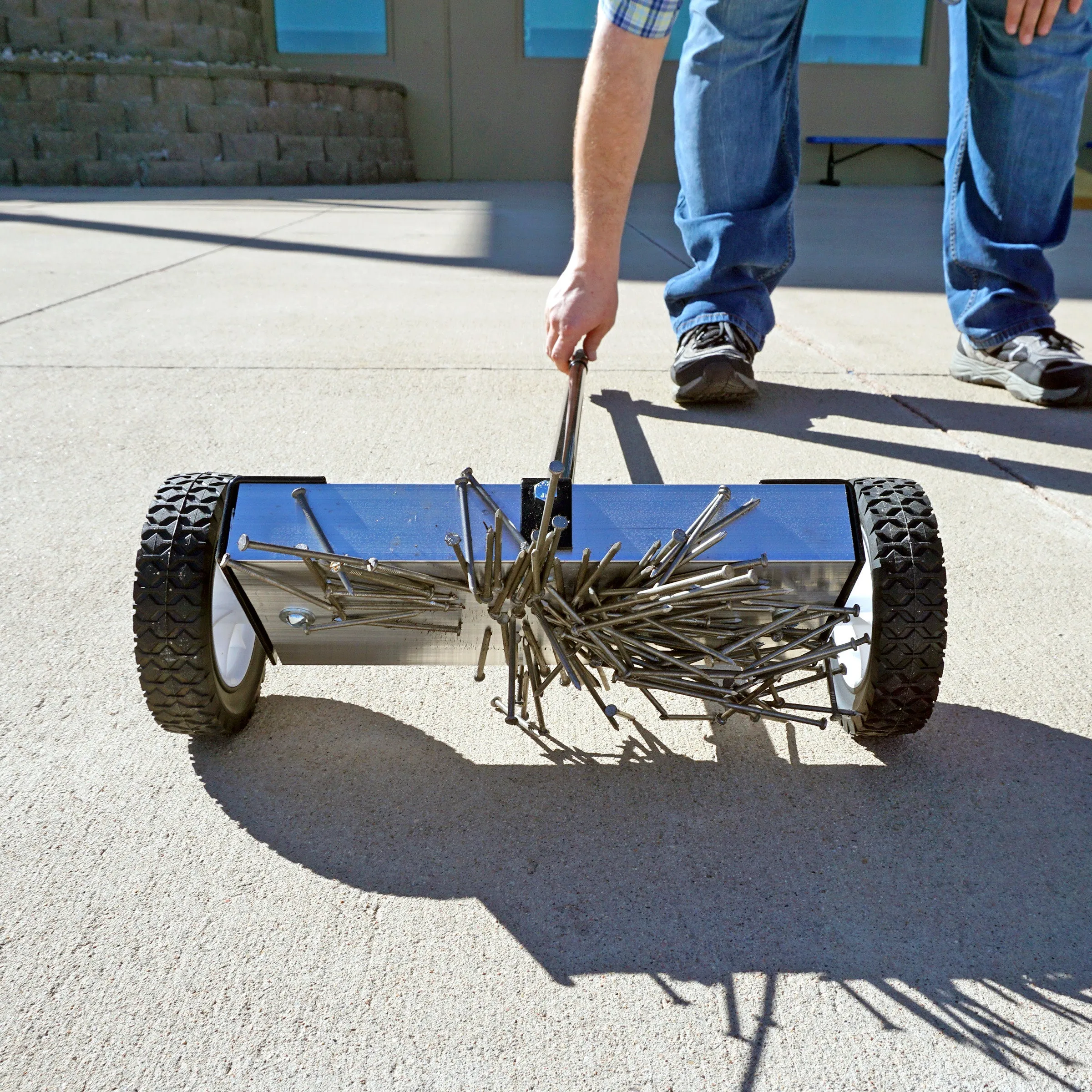Magnetic Floor Sweeper