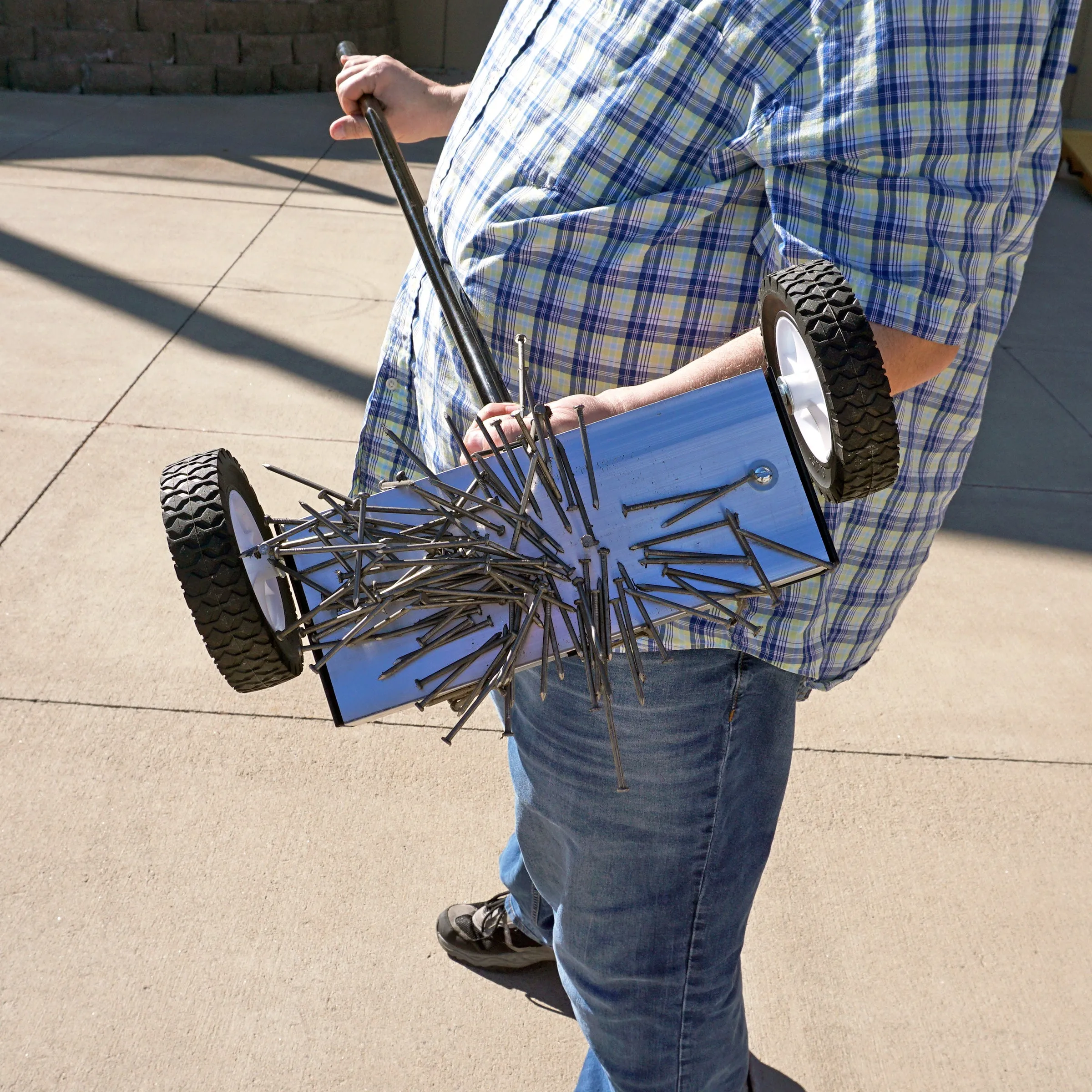 Magnetic Floor Sweeper