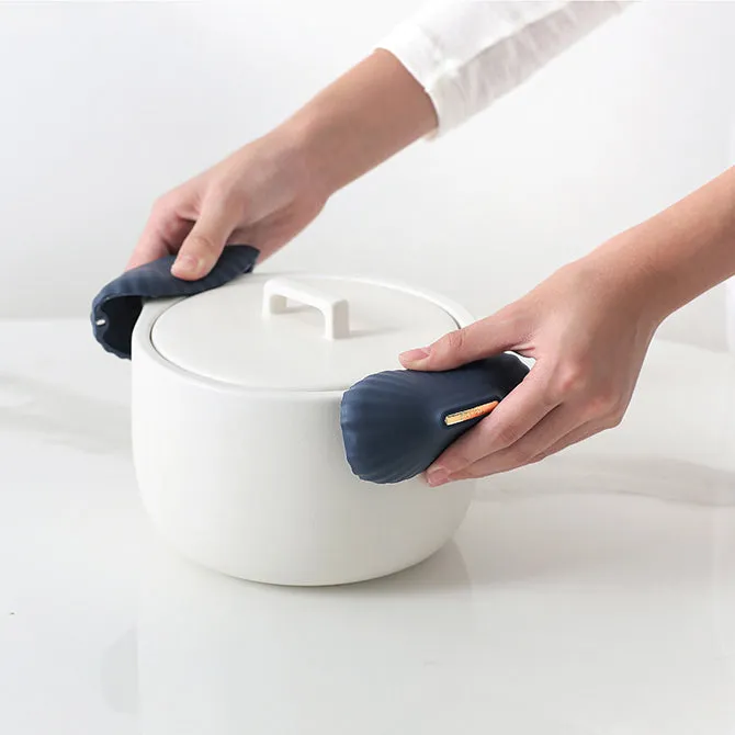 Magnetic Shell Potholder & Oven Mitt - Grey