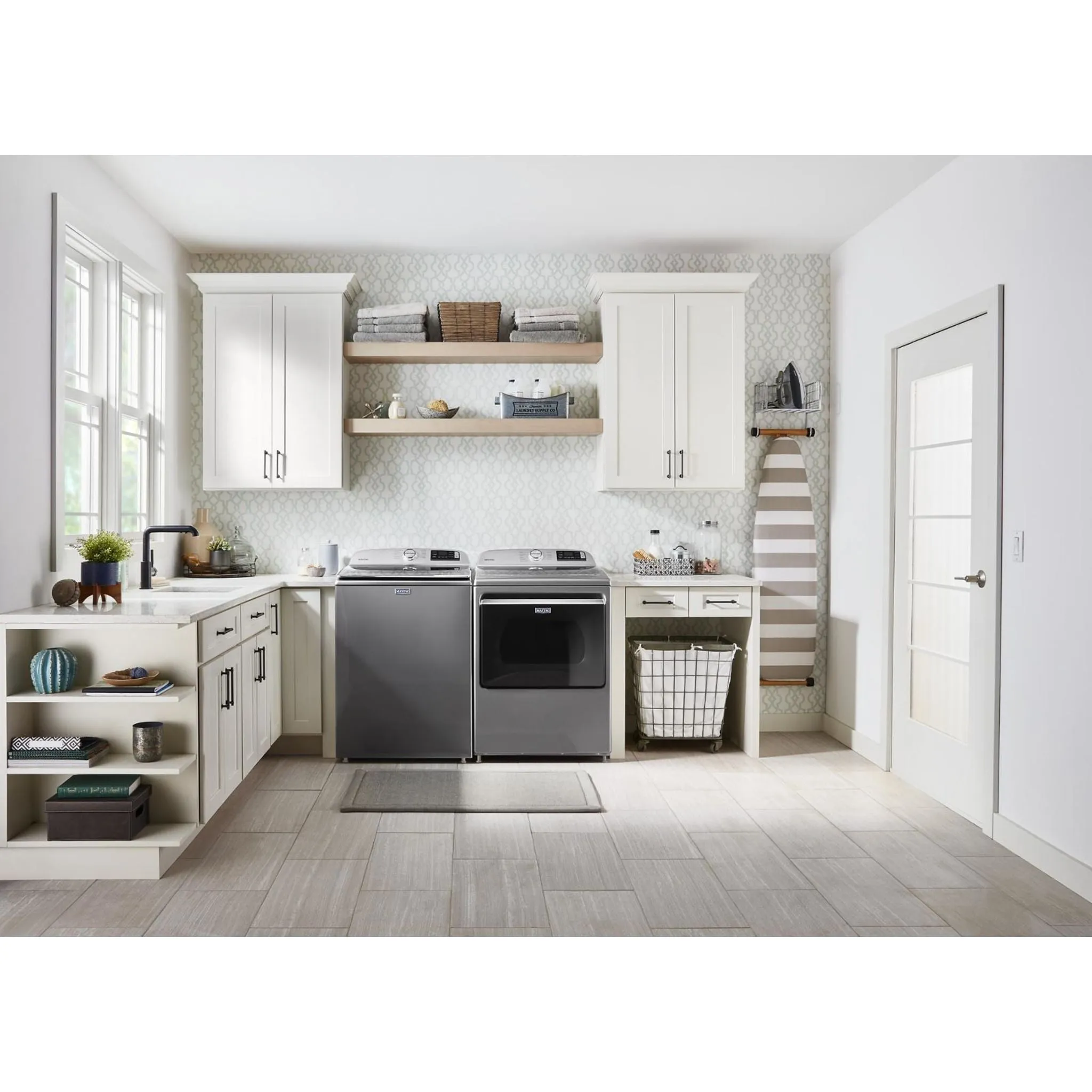 Maytag Smart Top Load Washer with Extra Power Button - 5.4 cu. ft. (MVW6230HC)