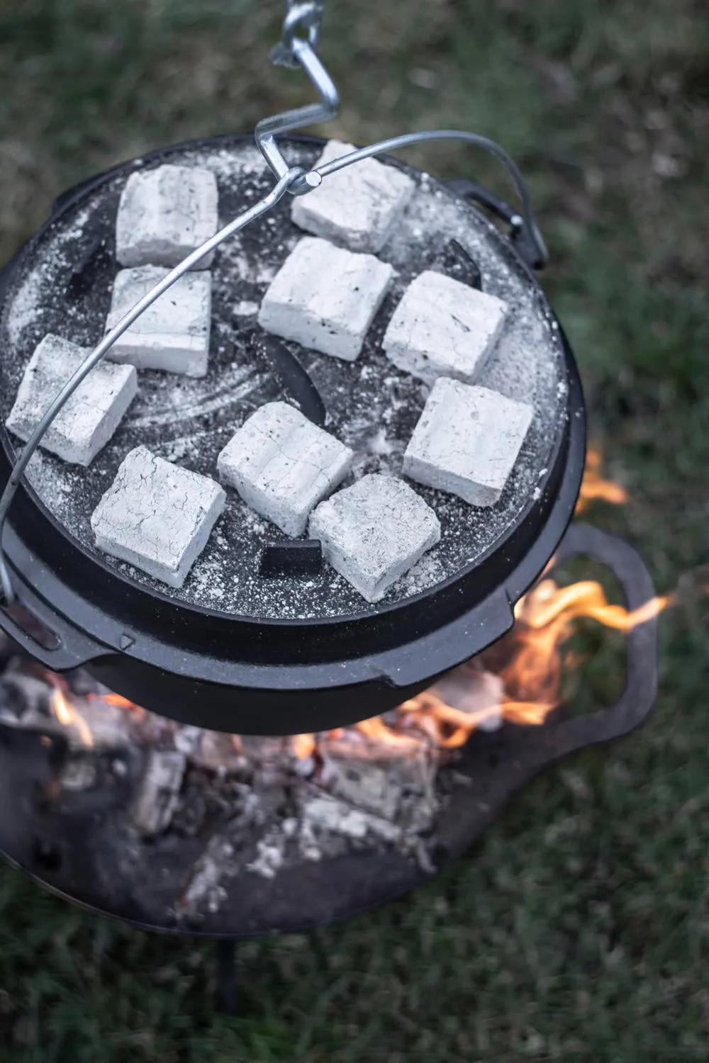 Petromax Dutch Oven FT6 Black | Buy Petromax Dutch Oven FT6 Black here | Outnorth