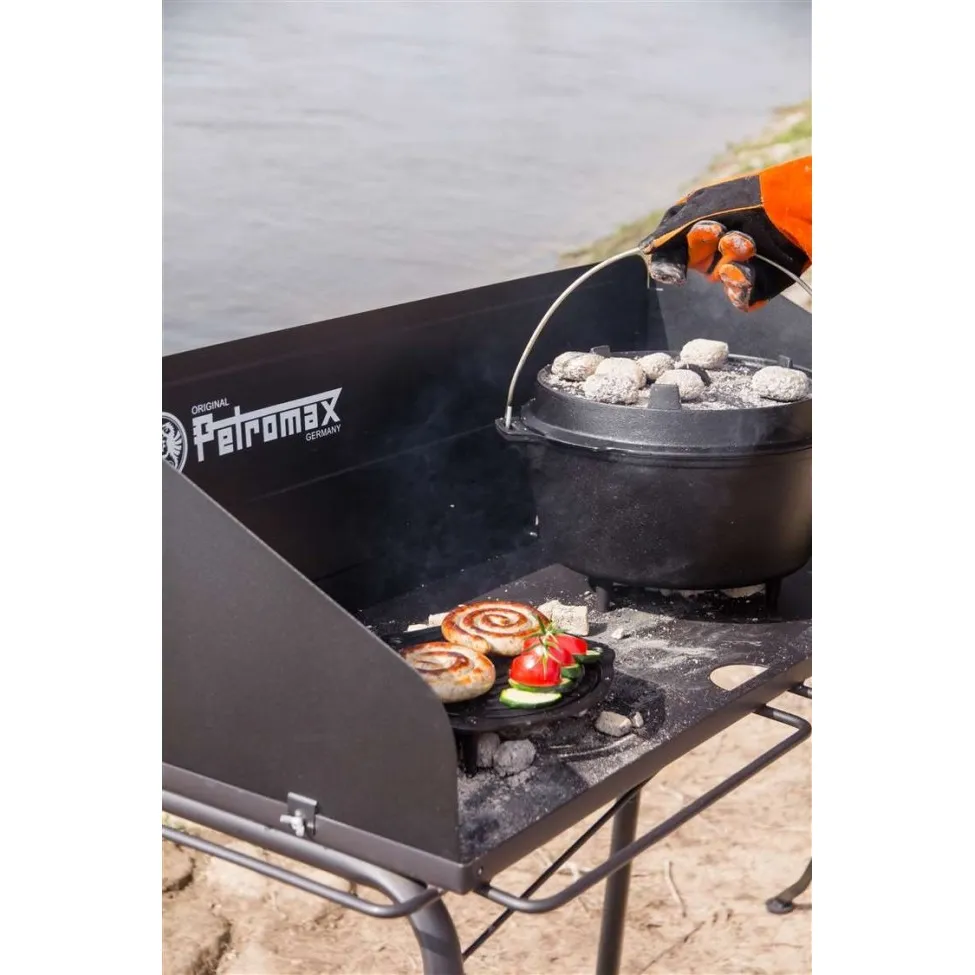 Petromax Dutch Oven Table Fe90 Black | Buy Petromax Dutch Oven Table Fe90 Black here | Outnorth