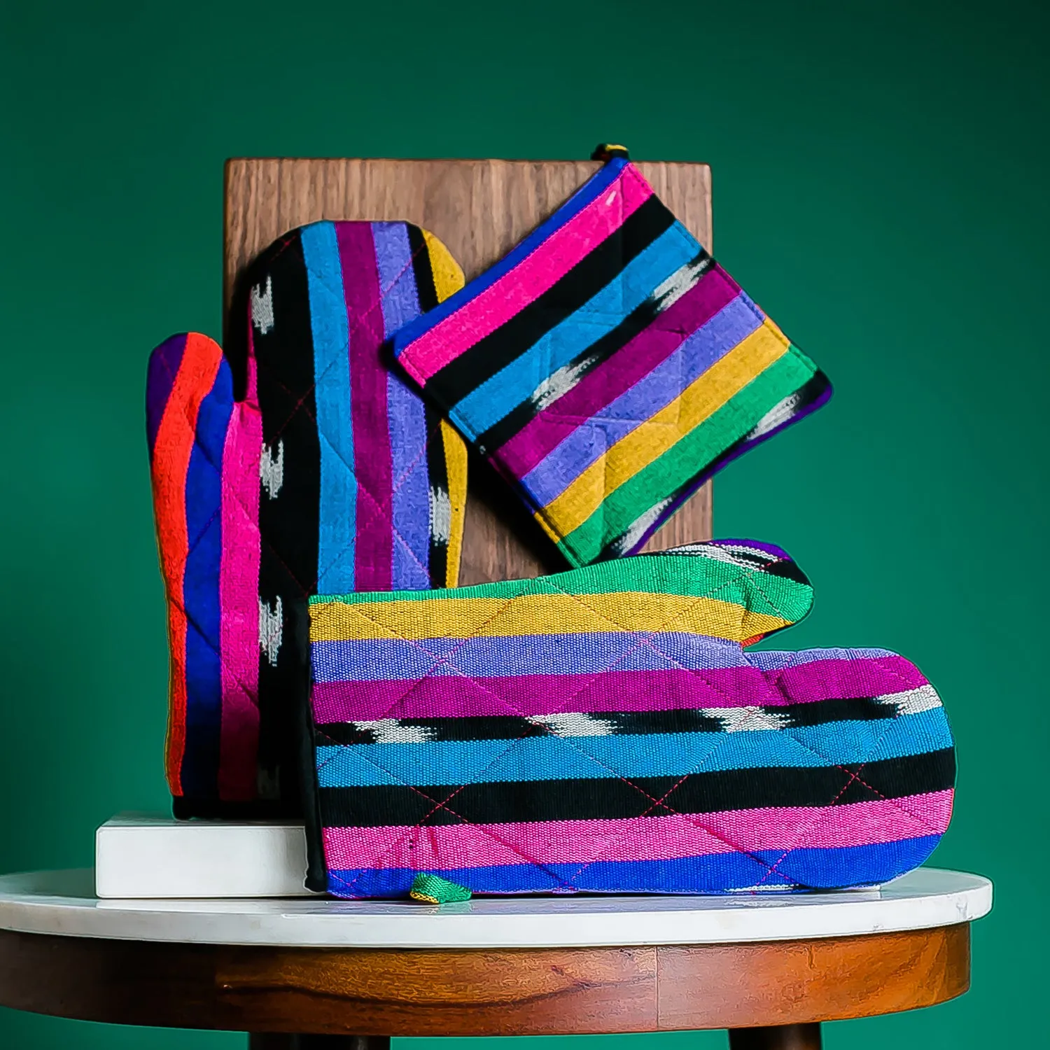 Set of 2 Guatemalan Potholders and 2 Oven Mitts